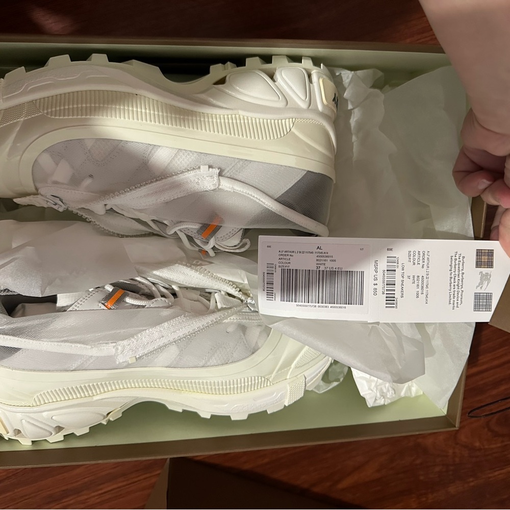 Burberry Cream Athletic Shoes Modern Design